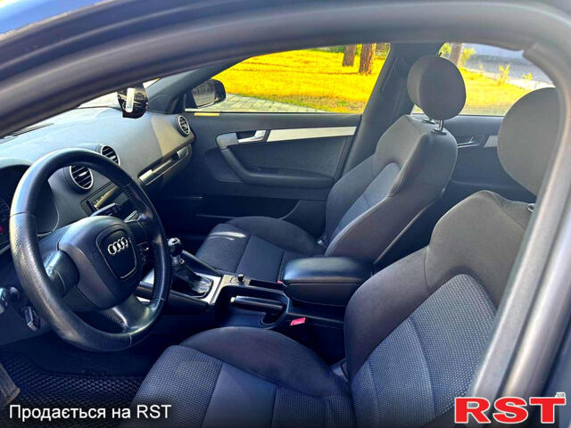 Черный Ауди А3, объемом двигателя 2 л и пробегом 290 тыс. км за 6700 $, фото 5 на Automoto.ua