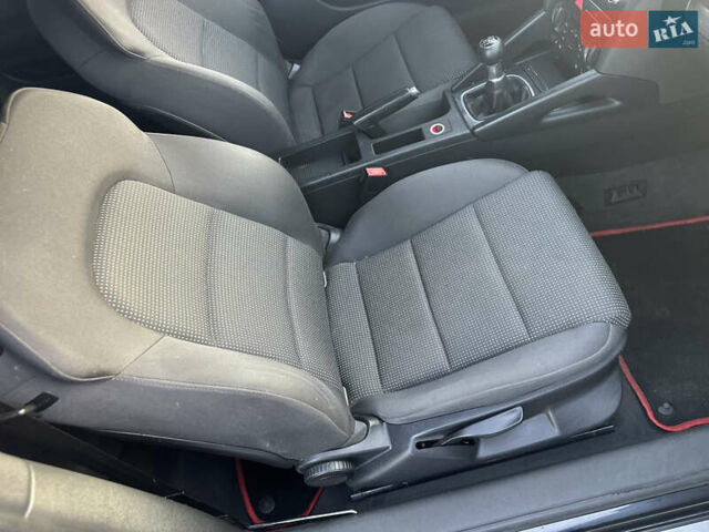 Черный Ауди А3, объемом двигателя 1.97 л и пробегом 331 тыс. км за 7300 $, фото 16 на Automoto.ua