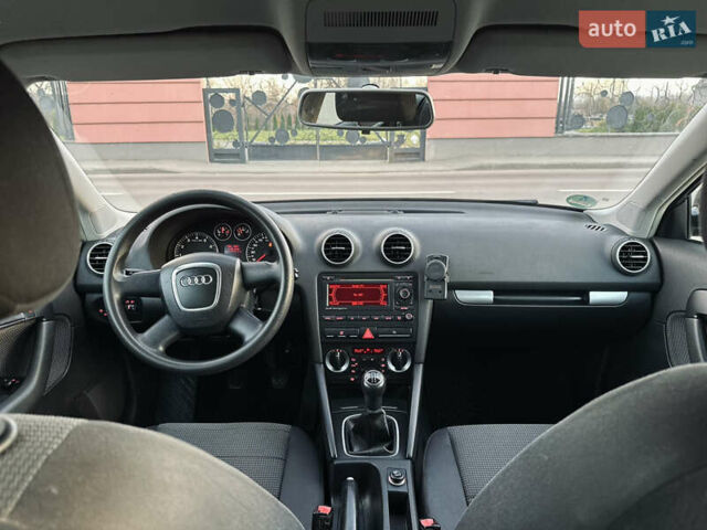 Чорний Ауді А3, об'ємом двигуна 1.6 л та пробігом 217 тис. км за 6350 $, фото 76 на Automoto.ua