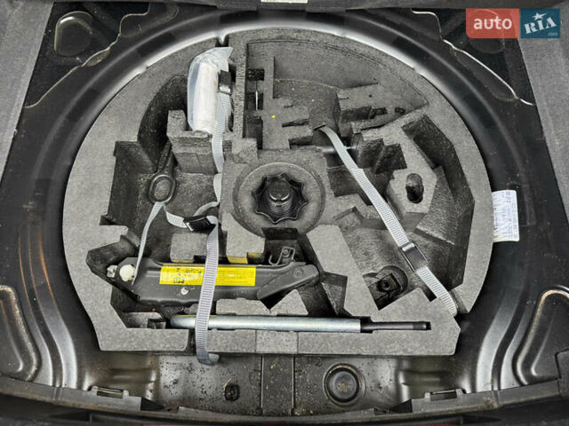 Черный Ауди А3, объемом двигателя 1.6 л и пробегом 232 тыс. км за 6999 $, фото 16 на Automoto.ua
