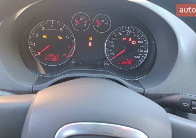 Черный Ауди А3, объемом двигателя 1.6 л и пробегом 209 тыс. км за 6700 $, фото 53 на Automoto.ua