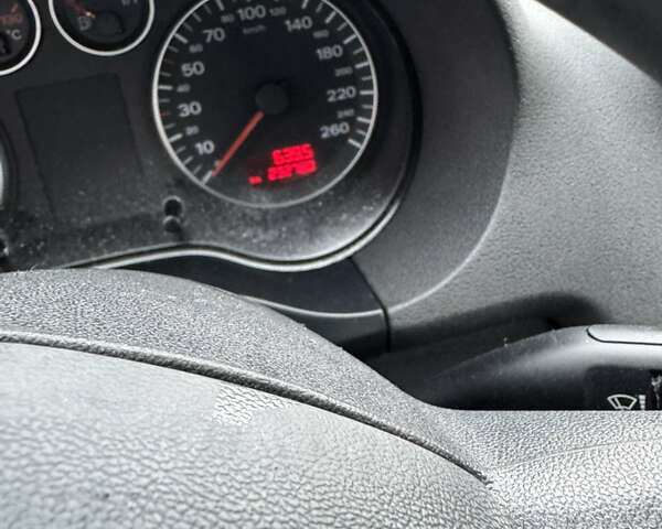 Чорний Ауді А3, об'ємом двигуна 1.6 л та пробігом 232 тис. км за 7000 $, фото 31 на Automoto.ua