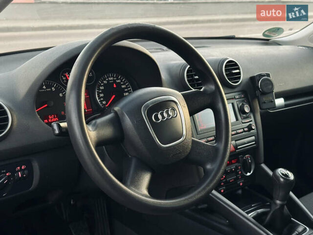 Чорний Ауді А3, об'ємом двигуна 1.6 л та пробігом 217 тис. км за 6350 $, фото 57 на Automoto.ua