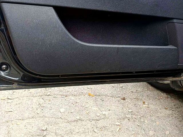 Чорний Ауді А3, об'ємом двигуна 1.8 л та пробігом 299 тис. км за 7000 $, фото 10 на Automoto.ua