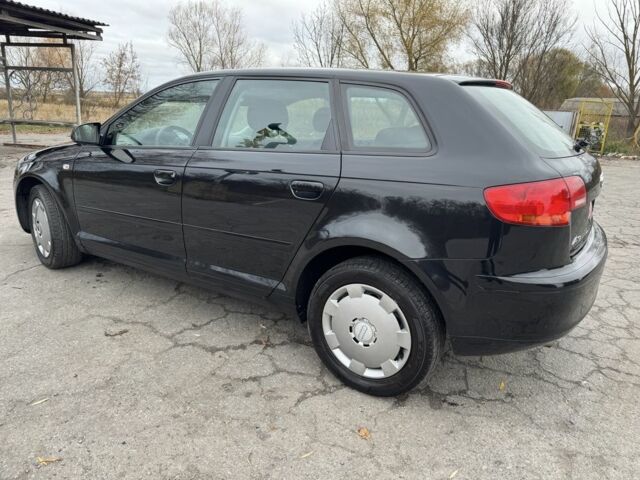 Черный Ауди А3, объемом двигателя 1.6 л и пробегом 232 тыс. км за 7000 $, фото 14 на Automoto.ua