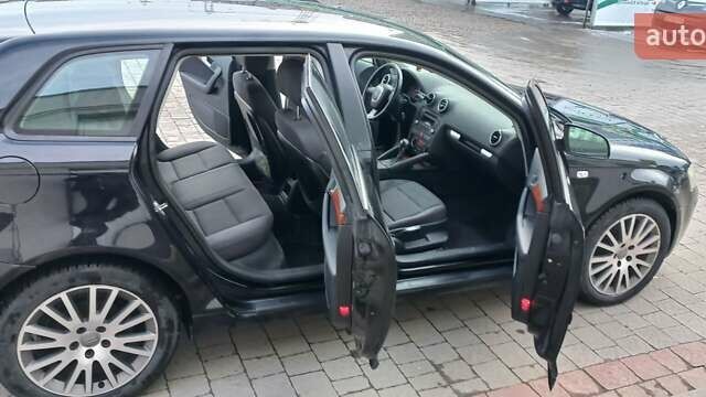 Черный Ауди А3, объемом двигателя 2 л и пробегом 288 тыс. км за 8000 $, фото 8 на Automoto.ua