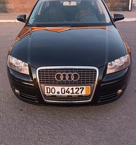 Черный Ауди А3, объемом двигателя 1.6 л и пробегом 209 тыс. км за 6700 $, фото 1 на Automoto.ua