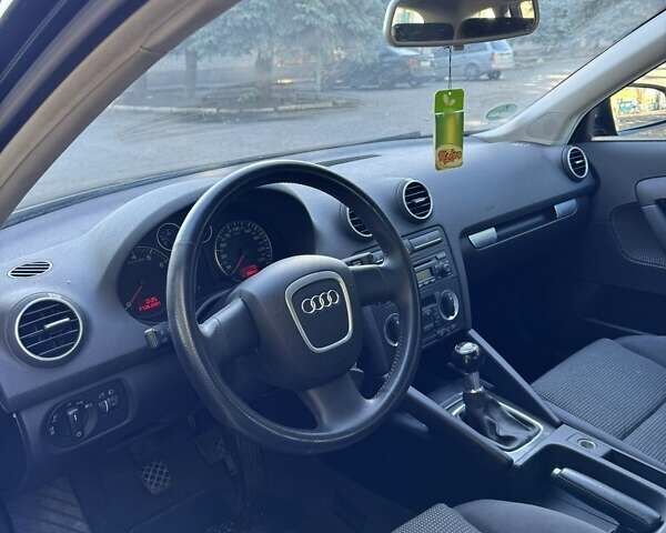 Ауді А3 2007 у Вознесенске на Automoto.ua Чорний Ауді А3, об'ємом двигуна 1.6 л та пробігом 184 тис. км за 6700 $, фото 9 на Automoto.ua