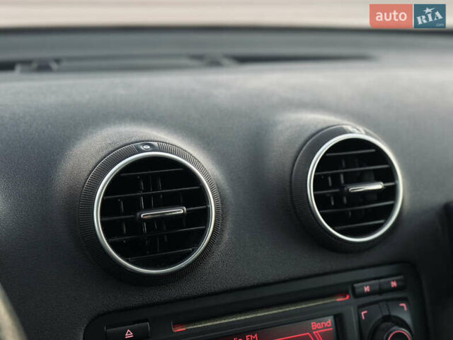 Чорний Ауді А3, об'ємом двигуна 1.6 л та пробігом 217 тис. км за 6350 $, фото 90 на Automoto.ua