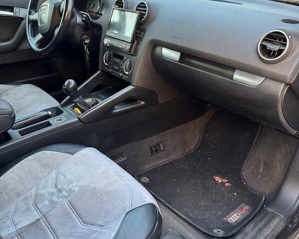 Черный Ауди А3, объемом двигателя 2 л и пробегом 240 тыс. км за 5500 $, фото 4 на Automoto.ua