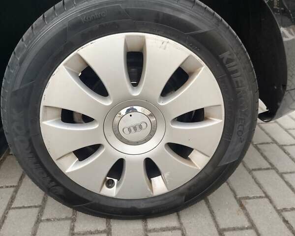 Чорний Ауді А3, об'ємом двигуна 2 л та пробігом 275 тис. км за 6500 $, фото 6 на Automoto.ua
