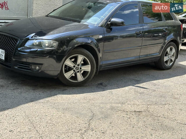 Черный Ауди А3, объемом двигателя 1.8 л и пробегом 245 тыс. км за 6500 $, фото 1 на Automoto.ua
