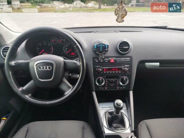 Чорний Ауді А3, об'ємом двигуна 2 л та пробігом 275 тис. км за 6500 $, фото 19 на Automoto.ua