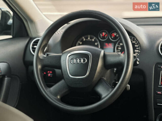 Чорний Ауді А3, об'ємом двигуна 1.6 л та пробігом 217 тис. км за 6350 $, фото 74 на Automoto.ua
