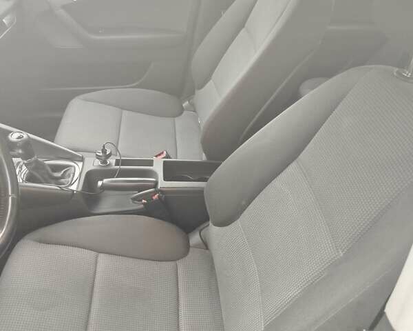 Чорний Ауді А3, об'ємом двигуна 2 л та пробігом 275 тис. км за 6500 $, фото 18 на Automoto.ua
