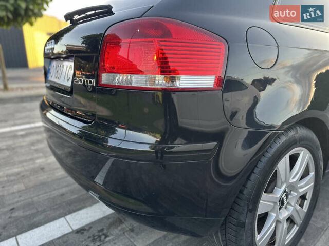 Черный Ауди А3, объемом двигателя 1.97 л и пробегом 331 тыс. км за 7300 $, фото 7 на Automoto.ua