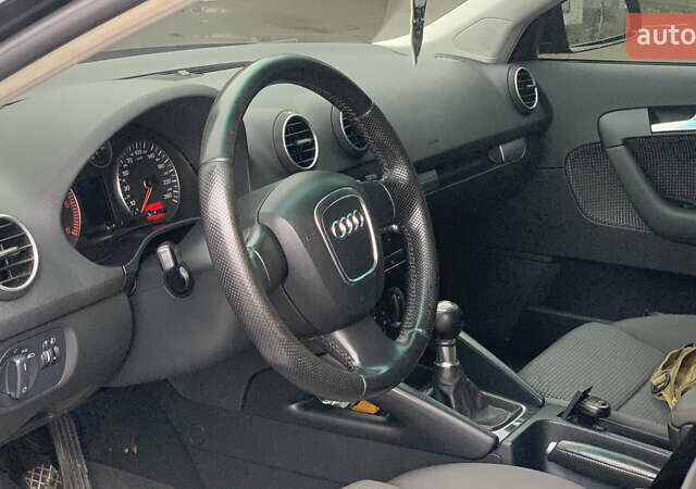 Черный Ауди А3, объемом двигателя 2 л и пробегом 465 тыс. км за 5750 $, фото 9 на Automoto.ua