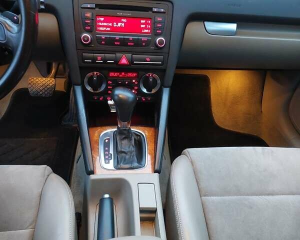 Черный Ауди А3, объемом двигателя 2 л и пробегом 221 тыс. км за 7650 $, фото 6 на Automoto.ua