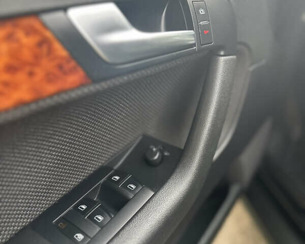 Ауди А3 2008 в Киеве на Automoto.ua Черный Ауди А3, объемом двигателя 1.6 л и пробегом 196 тыс. км за 7800 $, фото 16 на Automoto.ua
