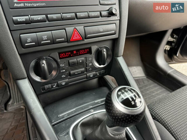 Черный Ауди А3, объемом двигателя 2 л и пробегом 200 тыс. км за 7999 $, фото 25 на Automoto.ua