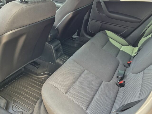 Чорний Ауді А3, об'ємом двигуна 1.8 л та пробігом 202 тис. км за 8600 $, фото 11 на Automoto.ua