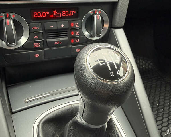 Черный Ауди А3, объемом двигателя 1.6 л и пробегом 212 тыс. км за 8599 $, фото 36 на Automoto.ua