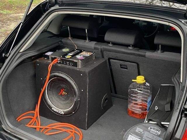 Черный Ауди А3, объемом двигателя 1.8 л и пробегом 248 тыс. км за 10200 $, фото 4 на Automoto.ua