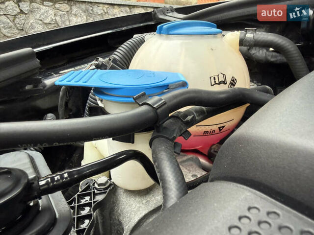 Черный Ауди А3, объемом двигателя 1.6 л и пробегом 212 тыс. км за 8599 $, фото 106 на Automoto.ua