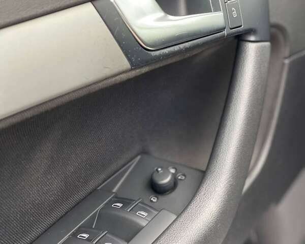 Чорний Ауді А3, об'ємом двигуна 1.39 л та пробігом 158 тис. км за 7999 $, фото 9 на Automoto.ua