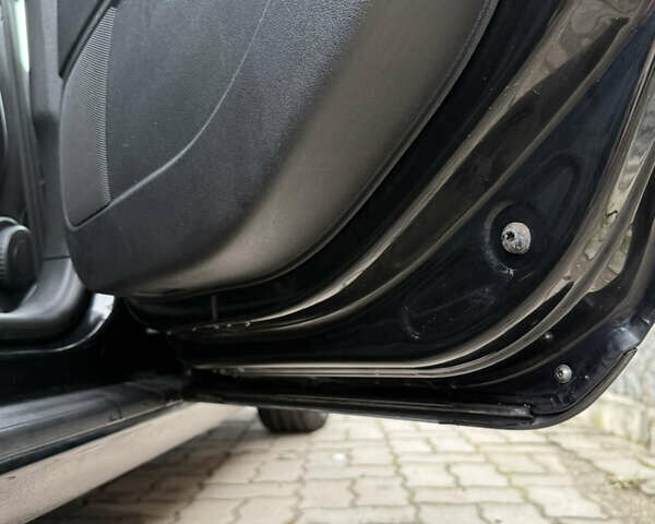 Черный Ауди А3, объемом двигателя 1.6 л и пробегом 212 тыс. км за 8599 $, фото 94 на Automoto.ua