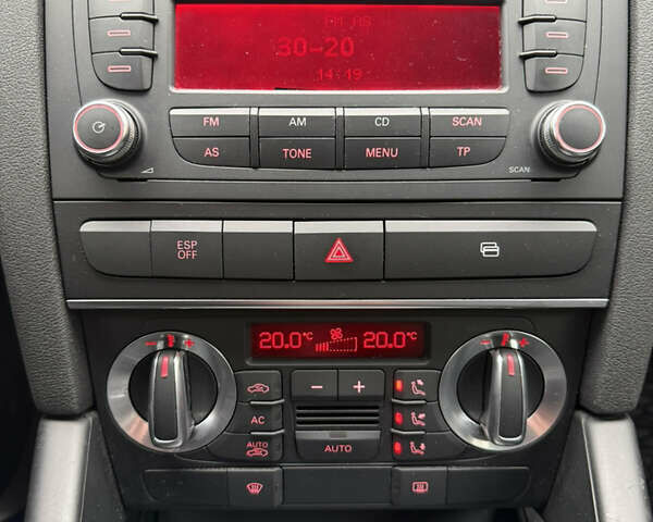 Черный Ауди А3, объемом двигателя 1.6 л и пробегом 212 тыс. км за 8599 $, фото 45 на Automoto.ua