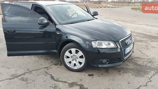 Черный Ауди А3, объемом двигателя 1.97 л и пробегом 215 тыс. км за 9000 $, фото 3 на Automoto.ua