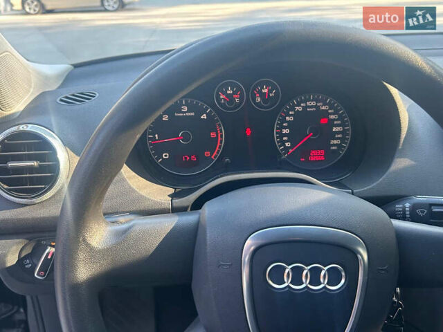 Чорний Ауді А3, об'ємом двигуна 1.6 л та пробігом 132 тис. км за 8500 $, фото 9 на Automoto.ua