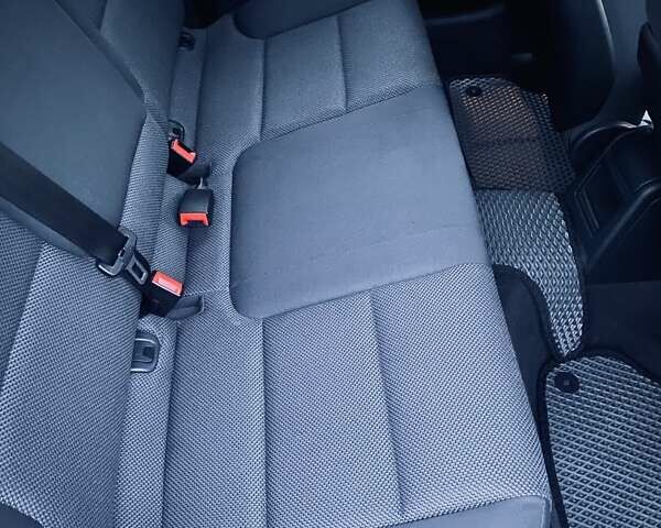 Чорний Ауді А3, об'ємом двигуна 2 л та пробігом 246 тис. км за 12200 $, фото 14 на Automoto.ua