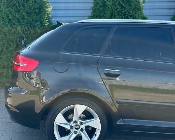 Черный Ауди А3, объемом двигателя 1.39 л и пробегом 254 тыс. км за 9400 $, фото 4 на Automoto.ua