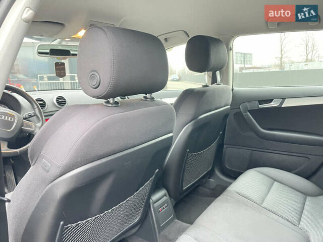 Чорний Ауді А3, об'ємом двигуна 1.8 л та пробігом 197 тис. км за 8850 $, фото 24 на Automoto.ua