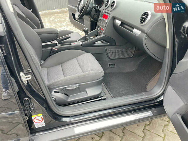 Чорний Ауді А3, об'ємом двигуна 1.8 л та пробігом 197 тис. км за 8850 $, фото 33 на Automoto.ua