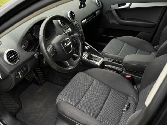 Черный Ауди А3, объемом двигателя 1.4 л и пробегом 232 тыс. км за 8500 $, фото 4 на Automoto.ua