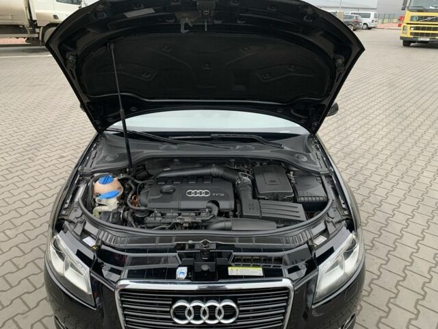 Чорний Ауді А3, об'ємом двигуна 1.8 л та пробігом 2 тис. км за 9300 $, фото 9 на Automoto.ua