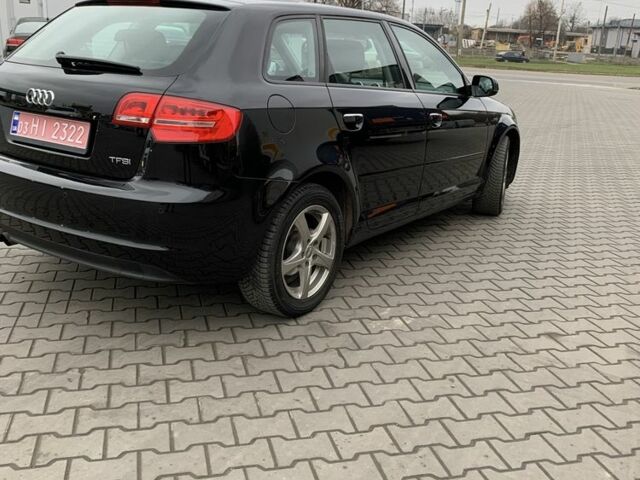 Чорний Ауді А3, об'ємом двигуна 1.8 л та пробігом 2 тис. км за 9300 $, фото 3 на Automoto.ua