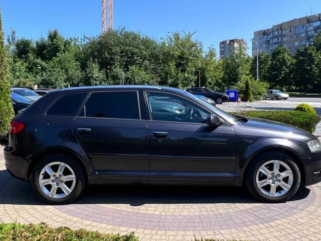 Черный Ауди А3, объемом двигателя 1.6 л и пробегом 247 тыс. км за 9290 $, фото 7 на Automoto.ua