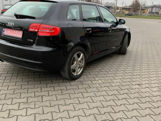 Черный Ауди А3, объемом двигателя 1.8 л и пробегом 230 тыс. км за 8200 $, фото 7 на Automoto.ua