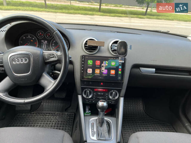 Чорний Ауді А3, об'ємом двигуна 1.6 л та пробігом 211 тис. км за 9999 $, фото 12 на Automoto.ua