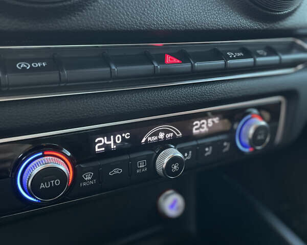 Чорний Ауді А3, об'ємом двигуна 1.97 л та пробігом 267 тис. км за 13800 $, фото 10 на Automoto.ua