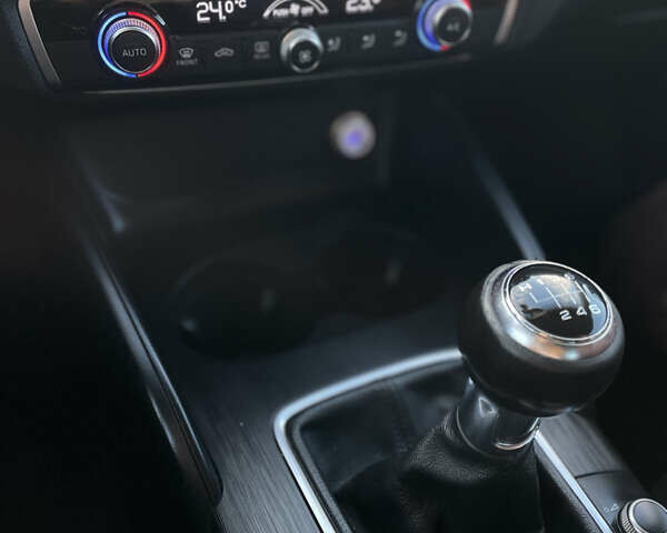 Чорний Ауді А3, об'ємом двигуна 1.97 л та пробігом 267 тис. км за 13800 $, фото 6 на Automoto.ua