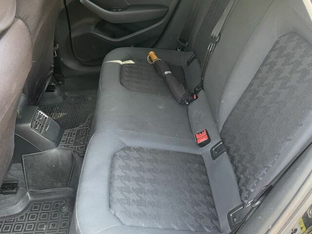 Черный Ауди А3, объемом двигателя 1.6 л и пробегом 165 тыс. км за 12500 $, фото 7 на Automoto.ua