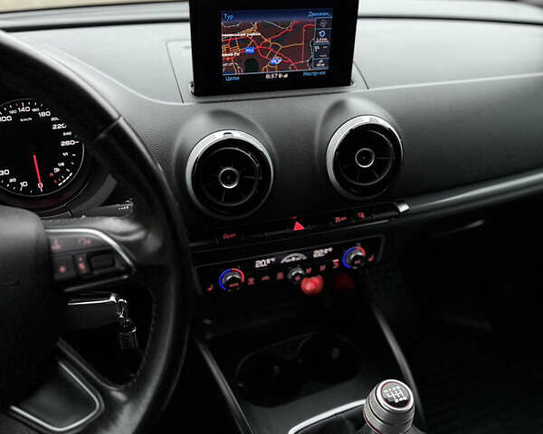 Черный Ауди А3, объемом двигателя 1.6 л и пробегом 260 тыс. км за 13000 $, фото 7 на Automoto.ua