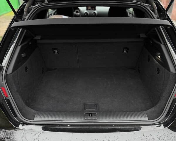 Черный Ауди А3, объемом двигателя 1.6 л и пробегом 260 тыс. км за 13000 $, фото 4 на Automoto.ua