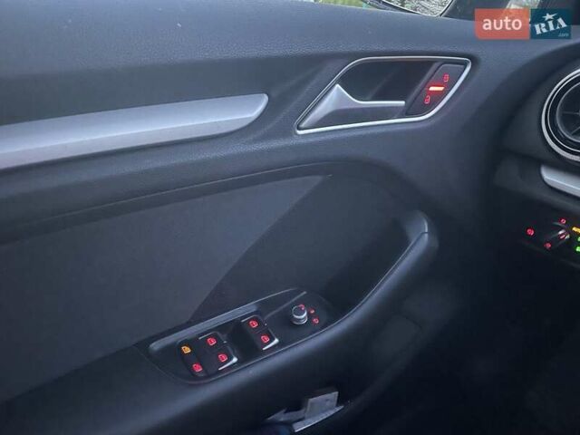 Чорний Ауді А3, об'ємом двигуна 1.6 л та пробігом 173 тис. км за 10200 $, фото 39 на Automoto.ua