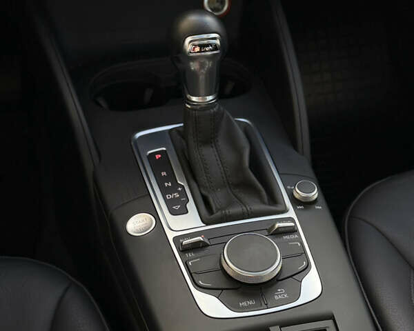 Черный Ауди А3, объемом двигателя 1.6 л и пробегом 15 тыс. км за 19500 $, фото 26 на Automoto.ua